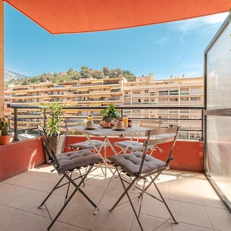 Superbe appartement rénové au centre ville de Menton Exterior foto